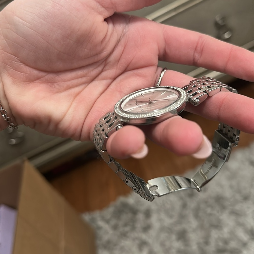 Silver Michael Kors watch. - Picture 3 of 7